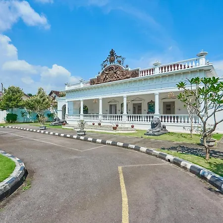 Tirtodipuran Hotel By Natts Hospitality Indonesia